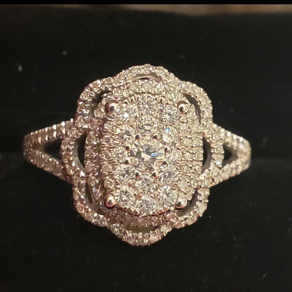 Amazing❤️ 14k gold 1.25Ct diamond cocktail wedding ring